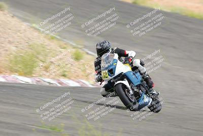 media/Jun-04-2022-WERA (Sat) [[b852bbbd55]]/Race 9 LW Twins Superbike V6 LW D Superstock/